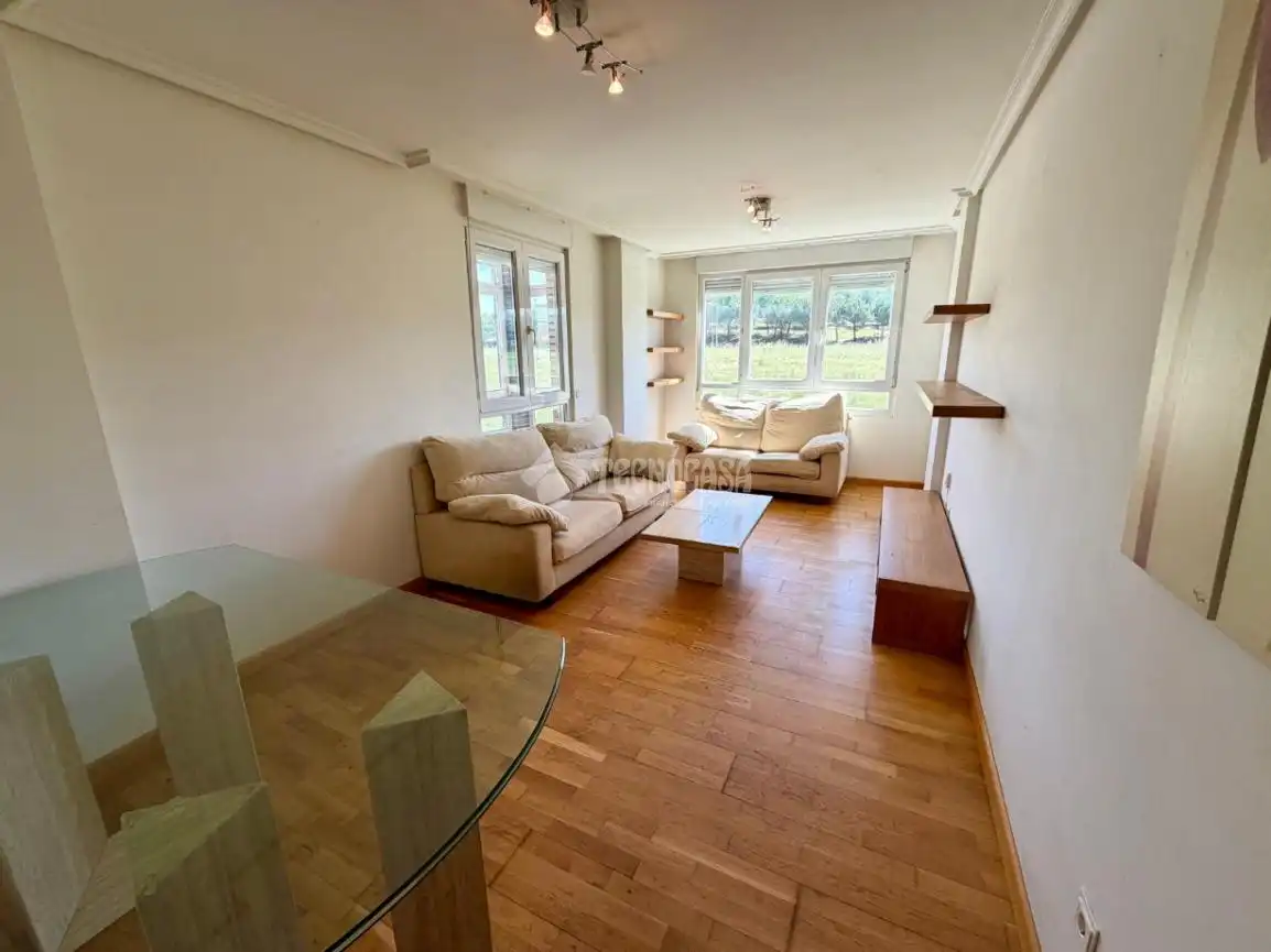 Wohnzimmer von Wohnung zum Verkauf in León Capital  mit Heizung, Parkett und Terrasse