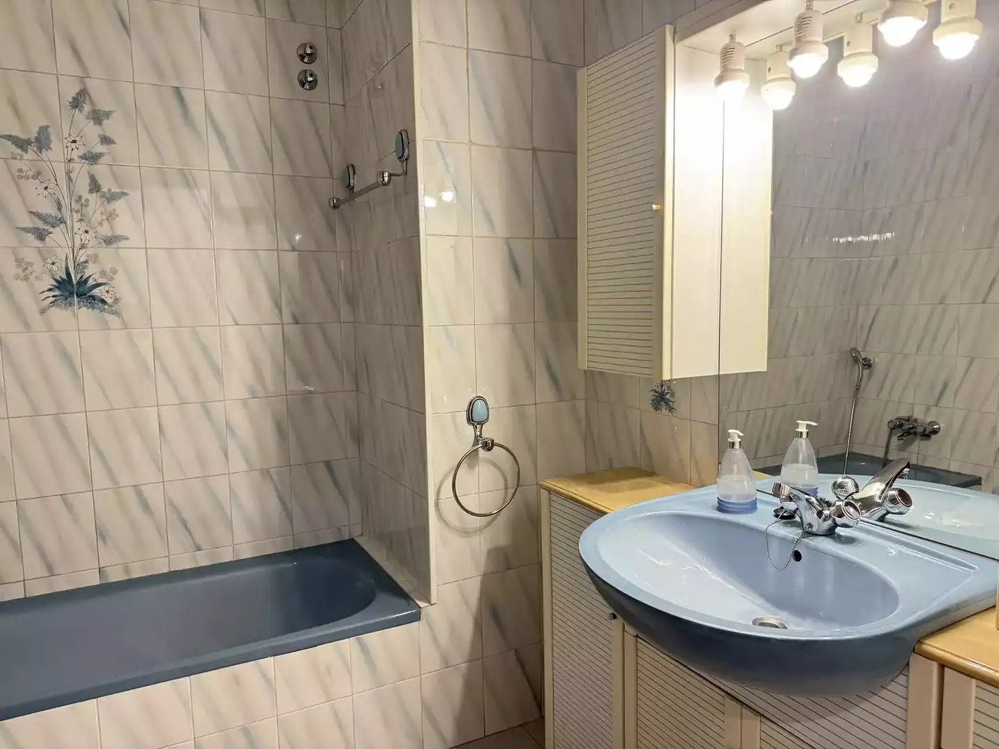 Bathroom of Houses for sale in Girona  with Air Conditioner, Heating and Terrace