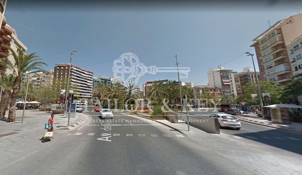 Exterior view of Premises for sale in Alicante / Alacant  with Air Conditioner, Heating and Alarm