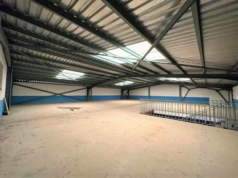 Industrial building for sale in Calle Amsterdam, imagen 2