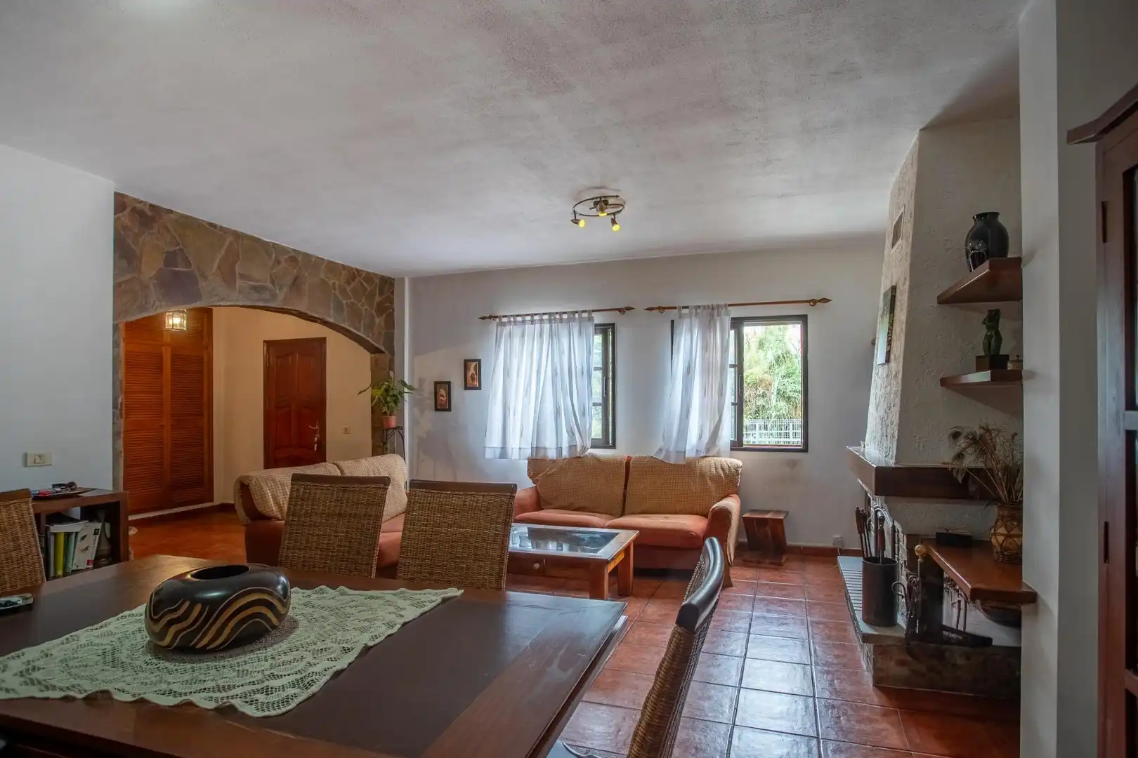 Sala d'estar de Casa adosada en venda en El Sauzal amb Terrassa, Traster i Balcó