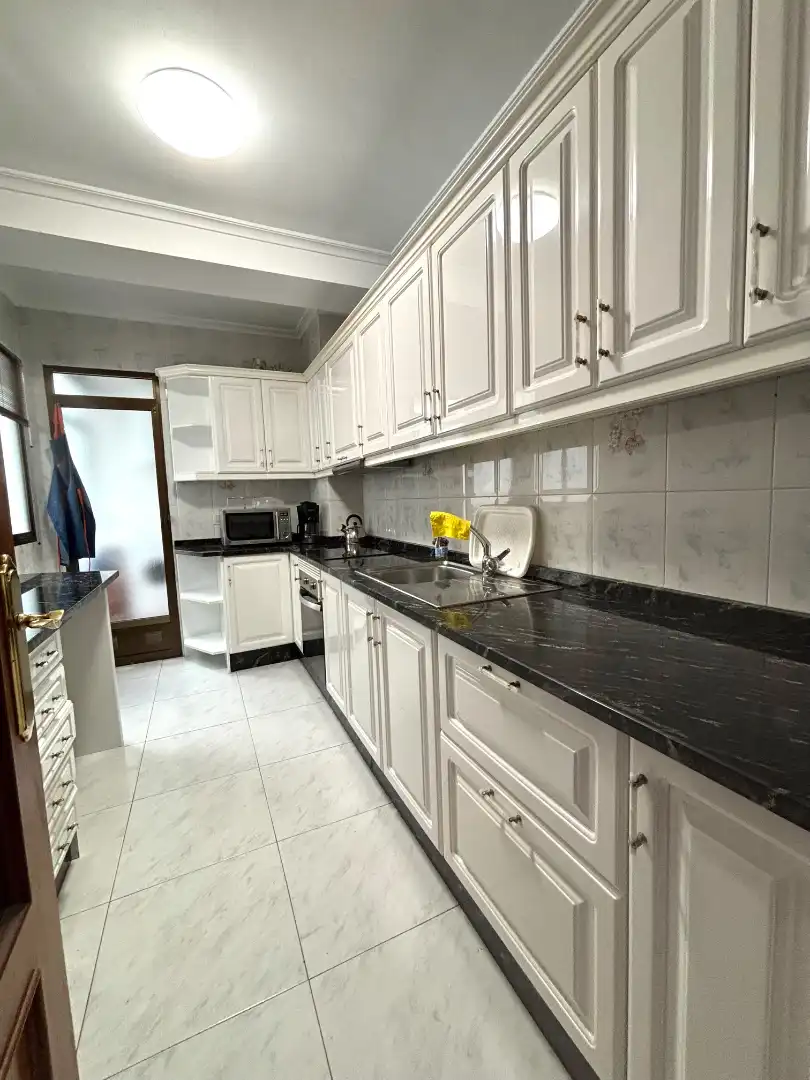 Wohnung zur Miete in Calle Obispo Varela, 2, Miralvalle - Av. Virgen del Puerto - La Data
