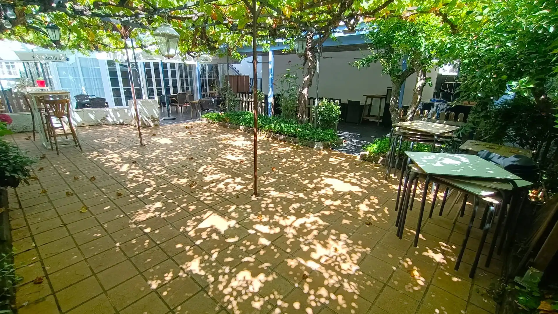 Terraza de Local en traspaso en Guadalajara con Aire acondicionado, Calefacción y Terraza