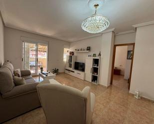 Sala d'estar de Àtic en venda en Torrevieja amb Terrassa, Balcó i Piscina comunitària