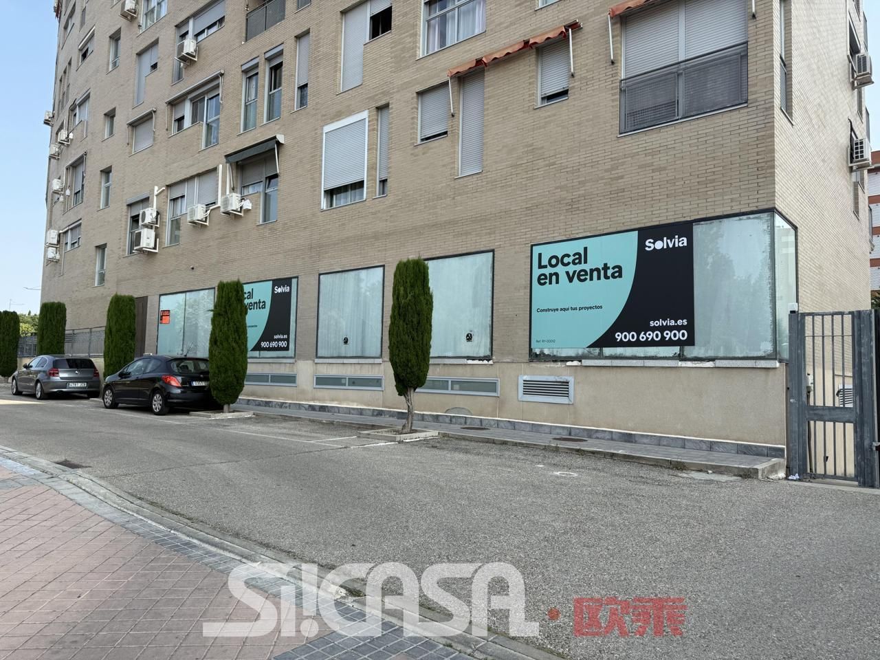 Vista exterior de Local de lloguer en Parla amb Aire condicionat