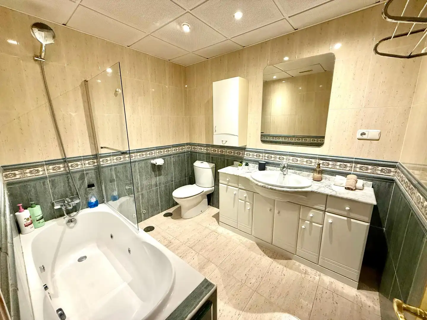 Badezimmer von Maisonette zur Miete in Marbella mit Schwimmbad, Möbliert und Gemeinschaftspool