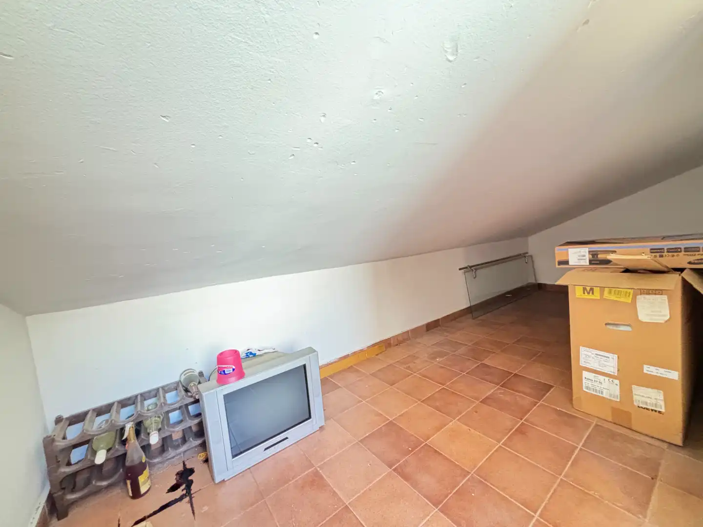Maisonette zum Verkauf in Zaragoza mit Klimaanlage, Heizung und Parkett