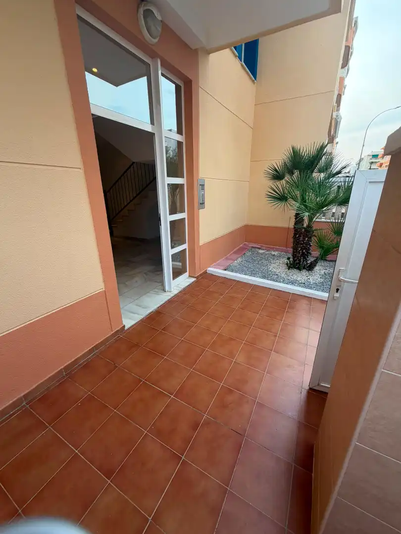 Appartement compact avec terrasse à louer à Carrer Llaurí 10A, imagen 17