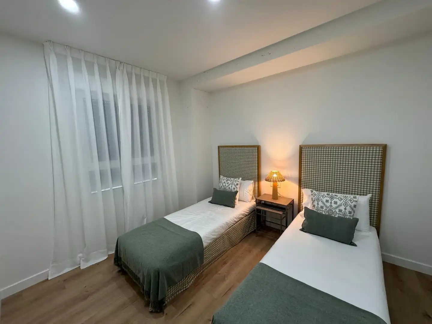 Schlafzimmer von Erdgeschoss zum Verkauf in Málaga mit Klimaanlage, Heizung und Terrasse