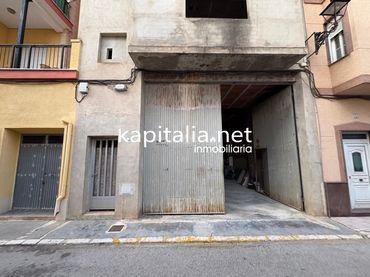 Casa con balcone in vendita a Calle del Degà Songel