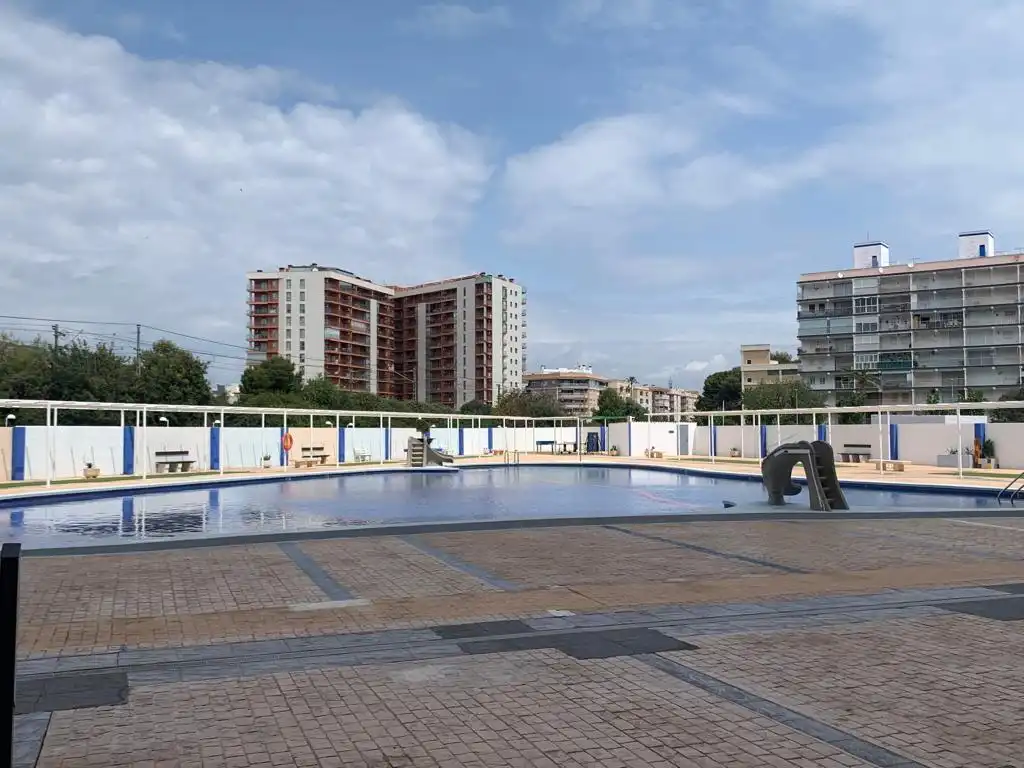 Piscina de Apartamento de alquiler en Oropesa del Mar / Orpesa con Aire acondicionado, Terraza y Amueblado
