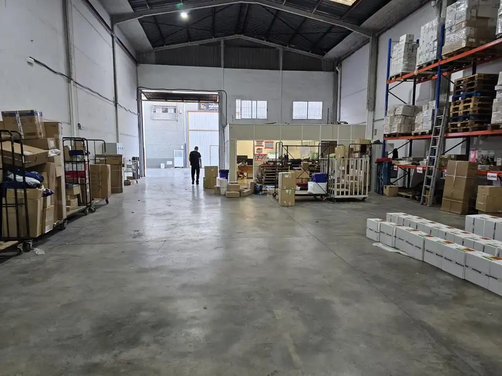 Industrial buildings for rent in Carrer 10, 6, Montepilar