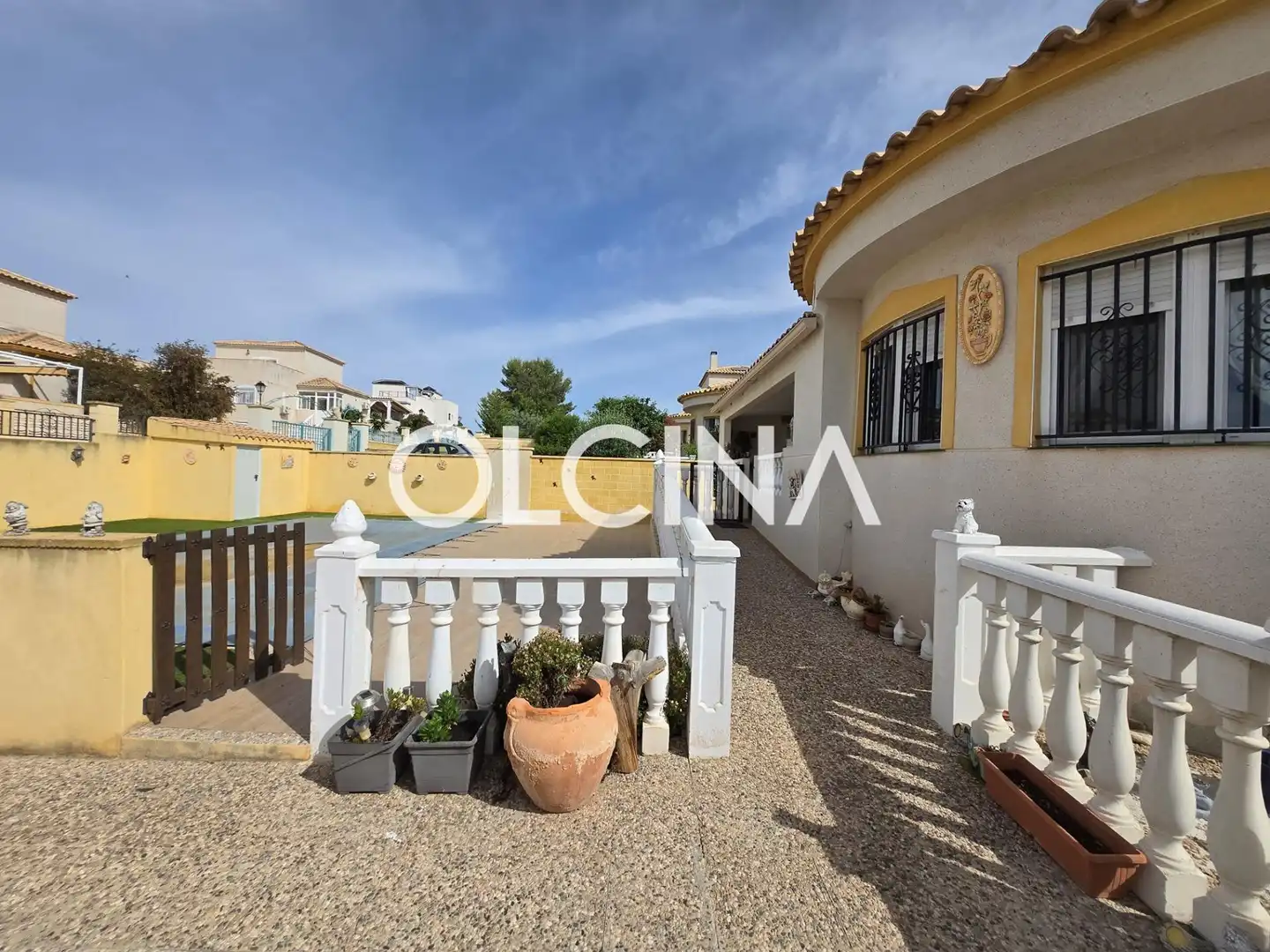Vista exterior de Casa o chalet en venta en Castalla con Calefacción, Jardín privado y Terraza