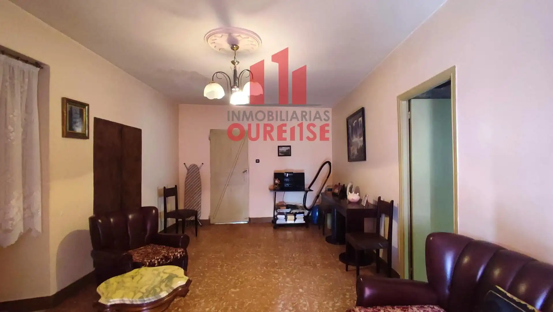 Sala de estar de Casa o chalet en venta en O Pereiro de Aguiar  con Terraza, Amueblado y Balcón
