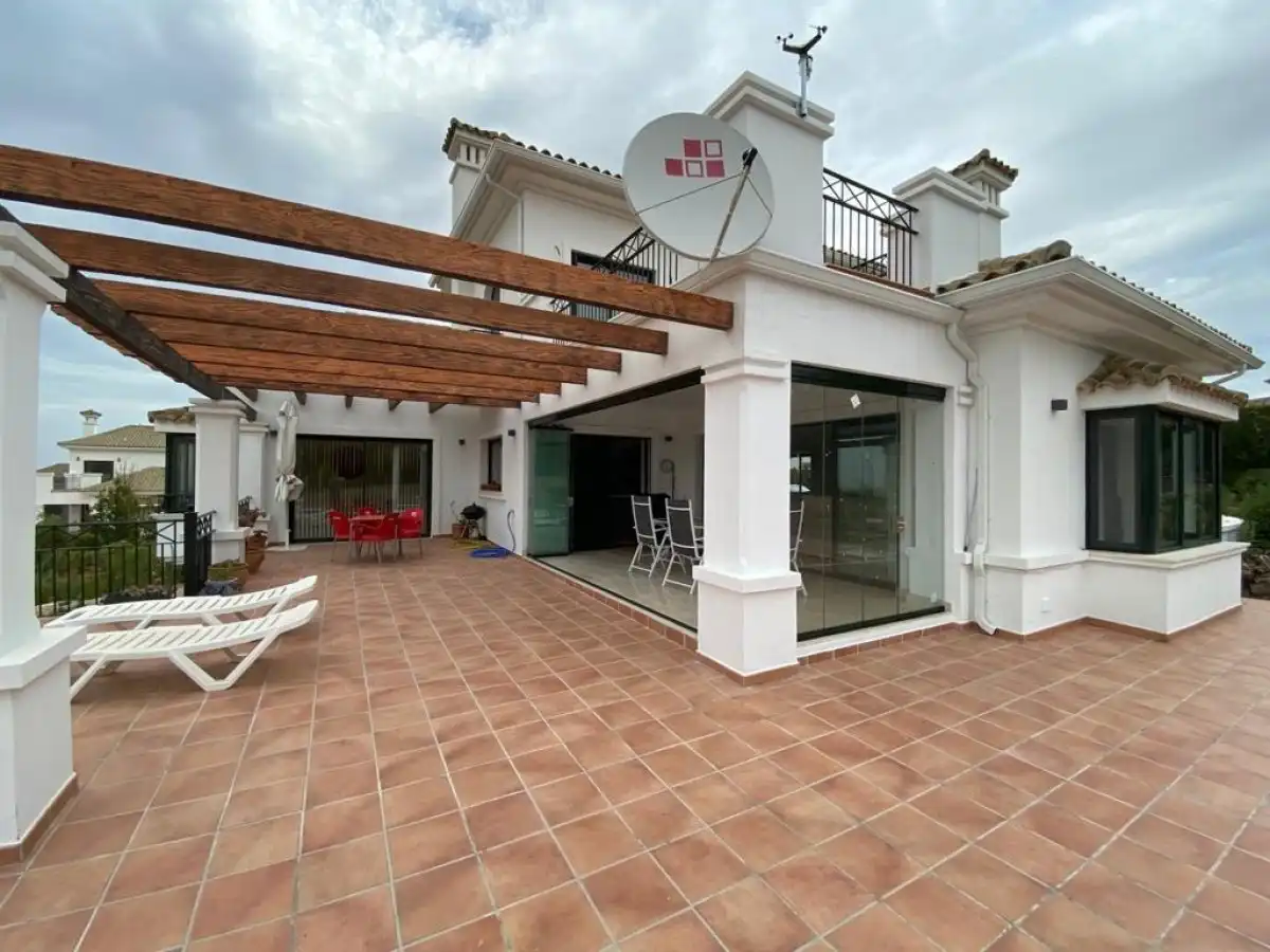 Terrassa de Casa o xalet en venda en Arcos de la Frontera amb Aire condicionat, Calefacció i Jardí privat