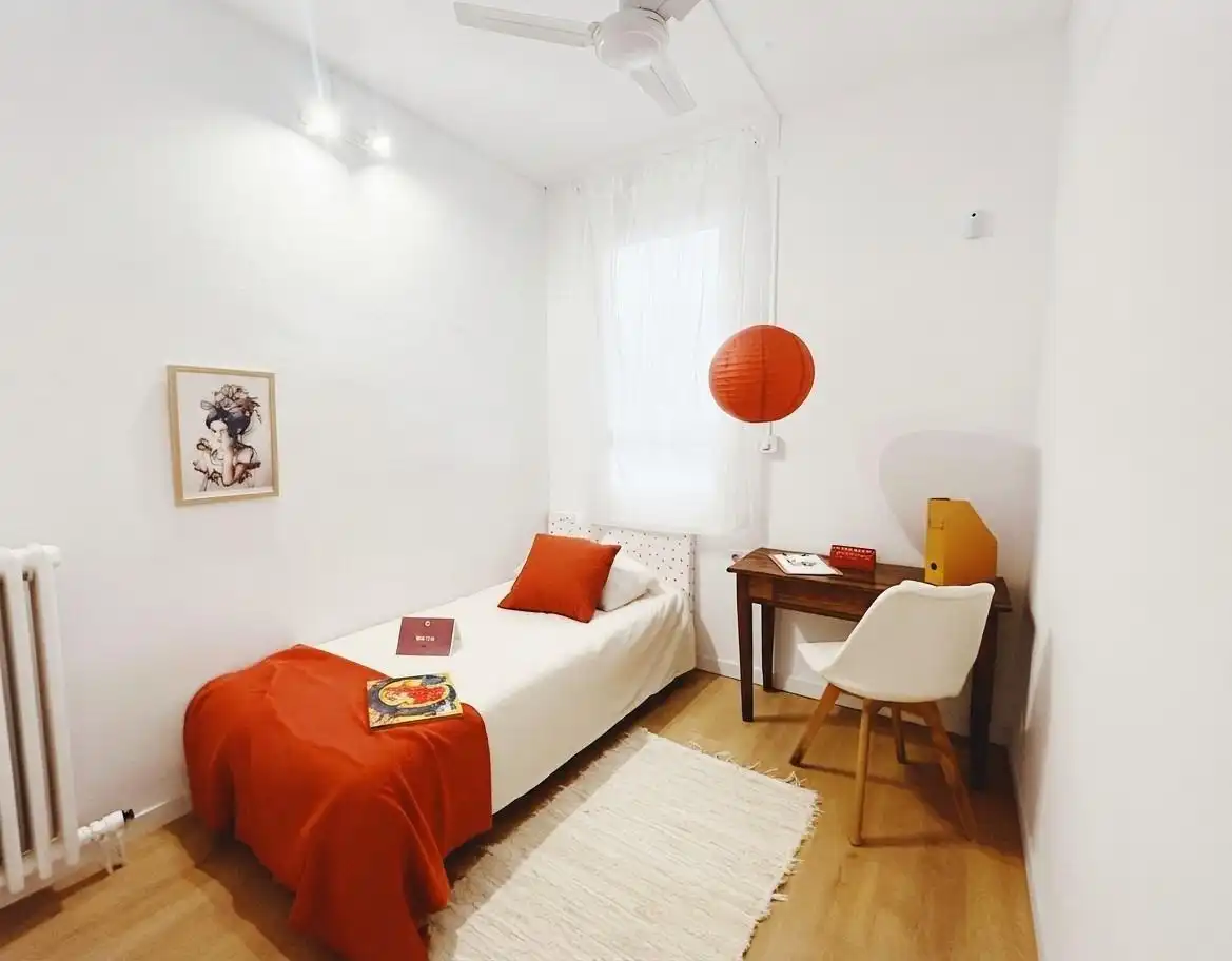 Flat with terrace for sale in Avenida PARAL.LEL, imagen 10