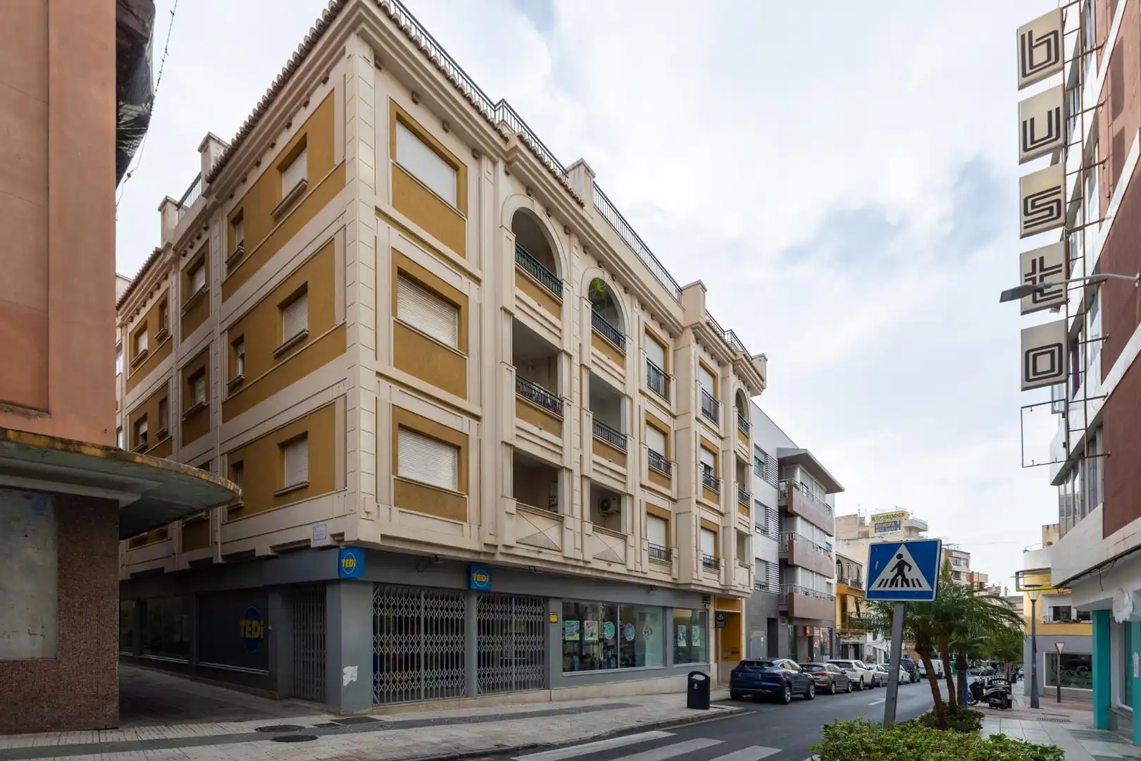 Vista exterior de Piso en venta en Motril con Aire acondicionado, Calefacción y Amueblado