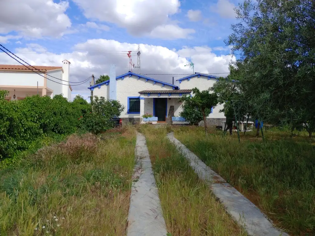 Chalet con piscina en venta en Don Benito, imagen 2