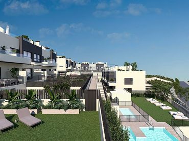 Reihenhaus mit Pool zum Verkauf in Torre del Mar