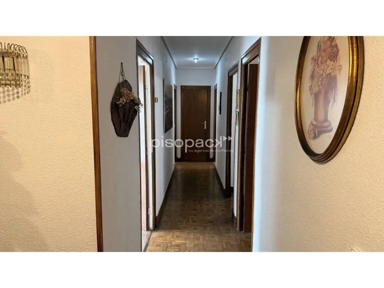 Wohnung zum Verkauf in  Pamplona / Iruña mit Heizung, Terrasse und Balkon
