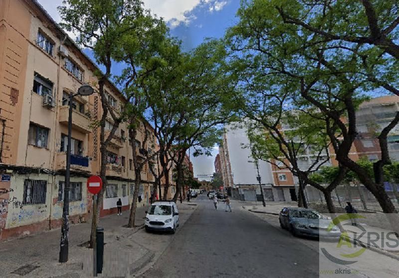 Vista exterior de Planta baixa en venda en  Valencia Capital