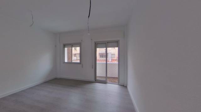 Piso en Venta en C/ Sierra Morena en San Andrés - San Antolín