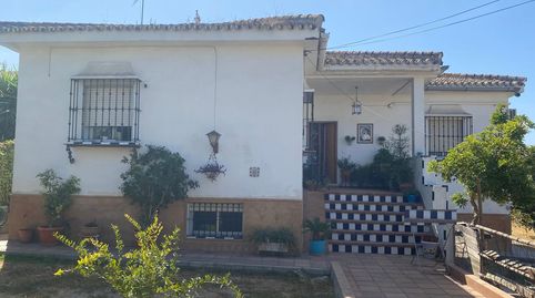 Chalet independiente de 1 planta mas sótano