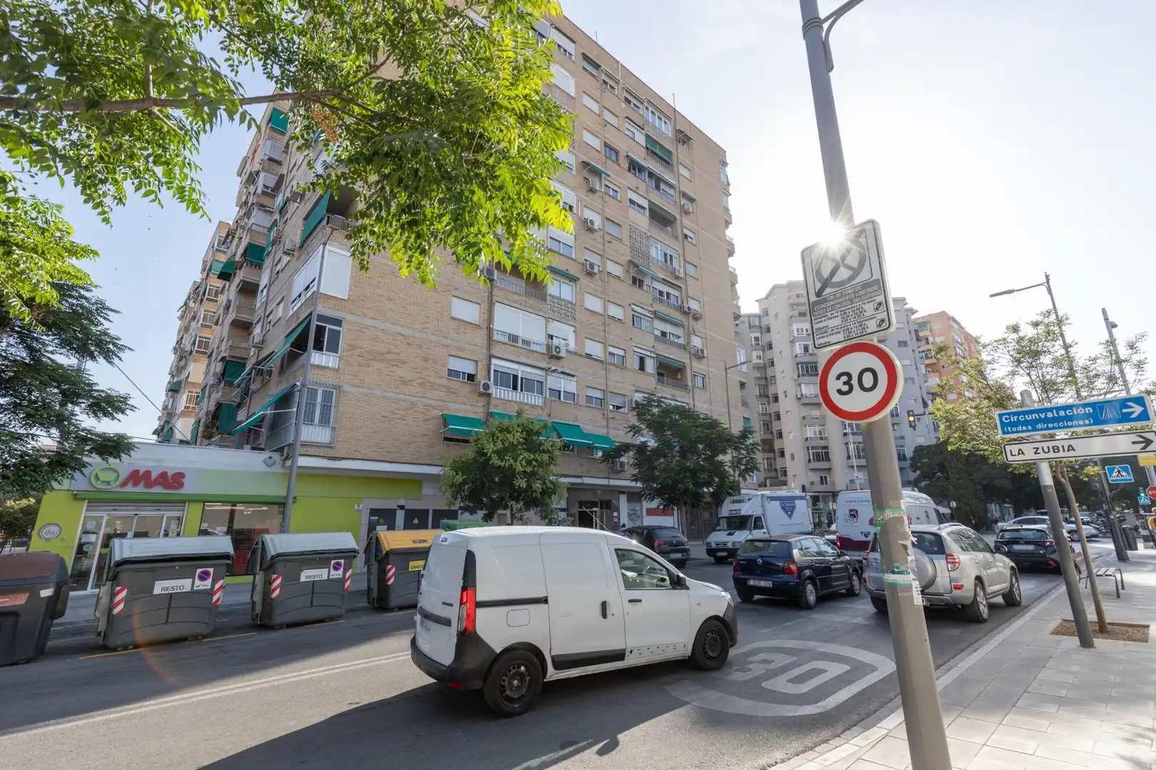 Flat with terrace for sale in Calle Palencia, imagen 4