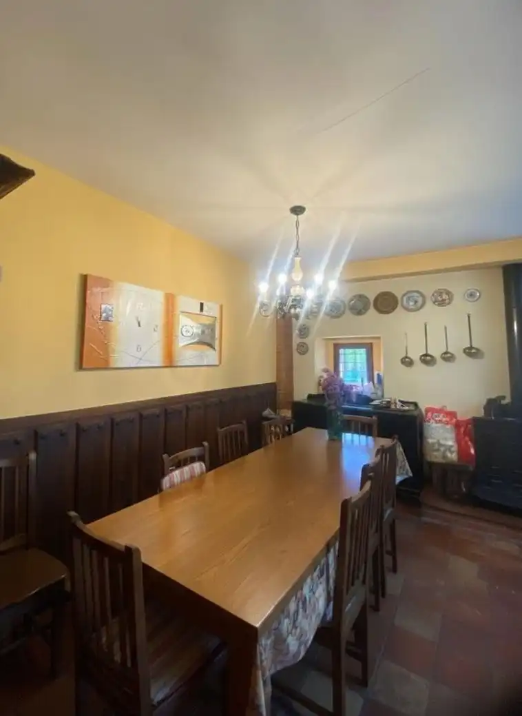 Comedor de Casa o chalet en venta en Merindad de Río Ubierna con Jardín privado