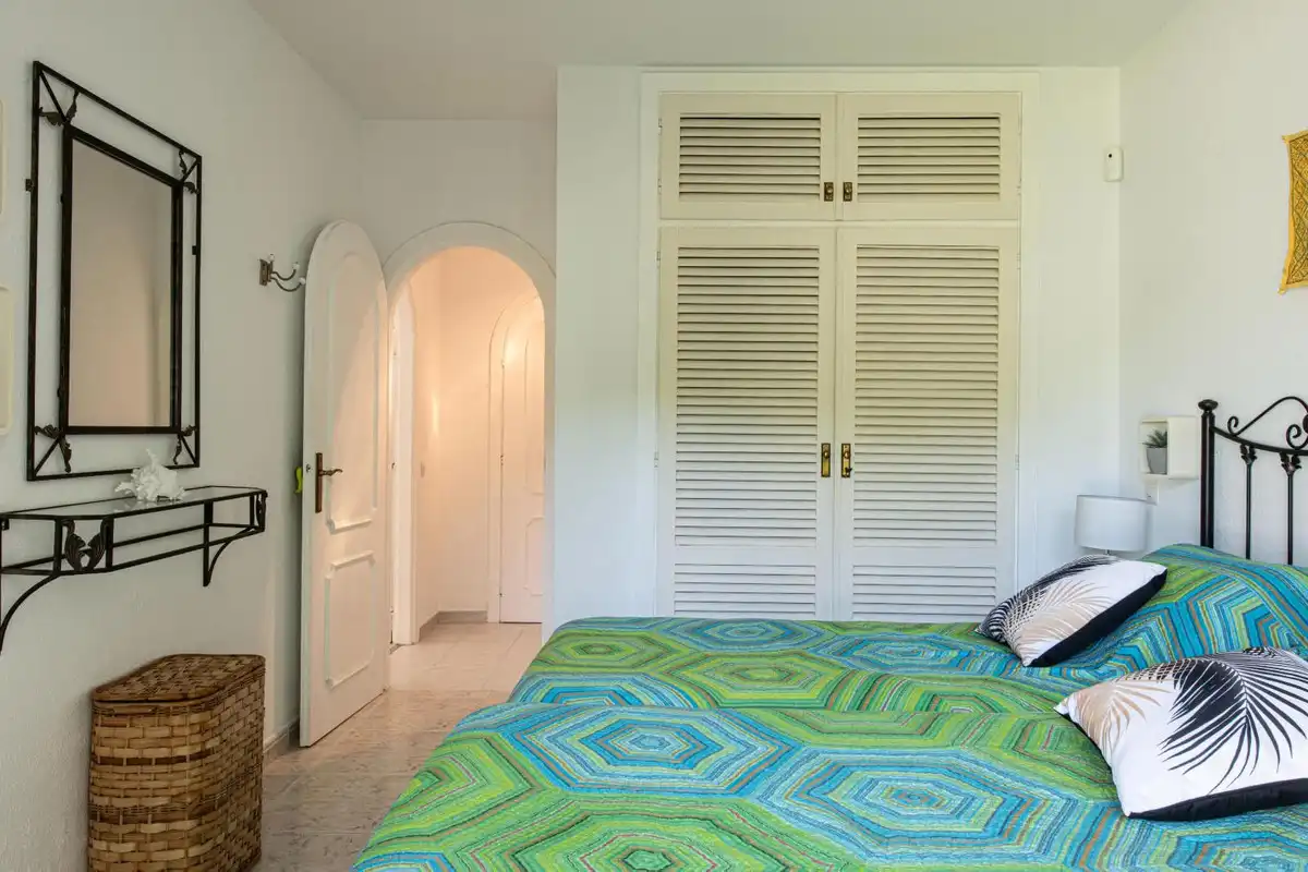 Habitación de Casa adosada en venta en Marbella con Terraza y Piscina