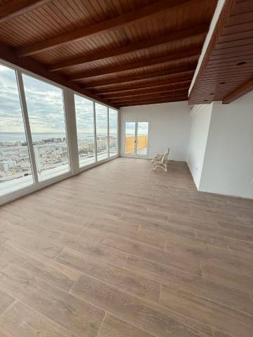 Oficina en Alquiler en Calle Mariucha, 2 en Schamann - Rehoyas