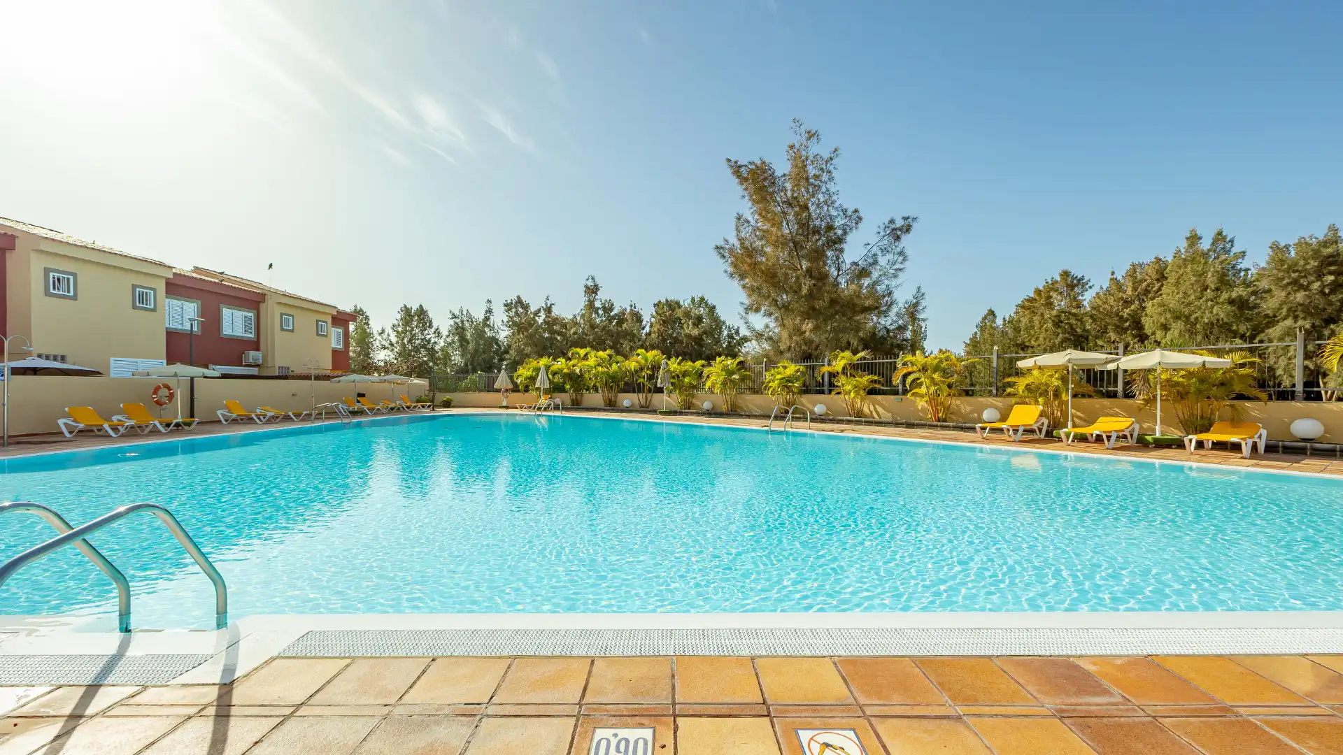 Piscina de Casa o xalet en venda en San Bartolomé de Tirajana amb Aire condicionat, Jardí privat i Terrassa