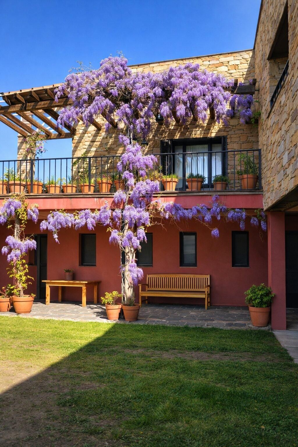 Terrassa de Casa o xalet en venda en Navalafuente amb Jardí privat, Terrassa i Traster