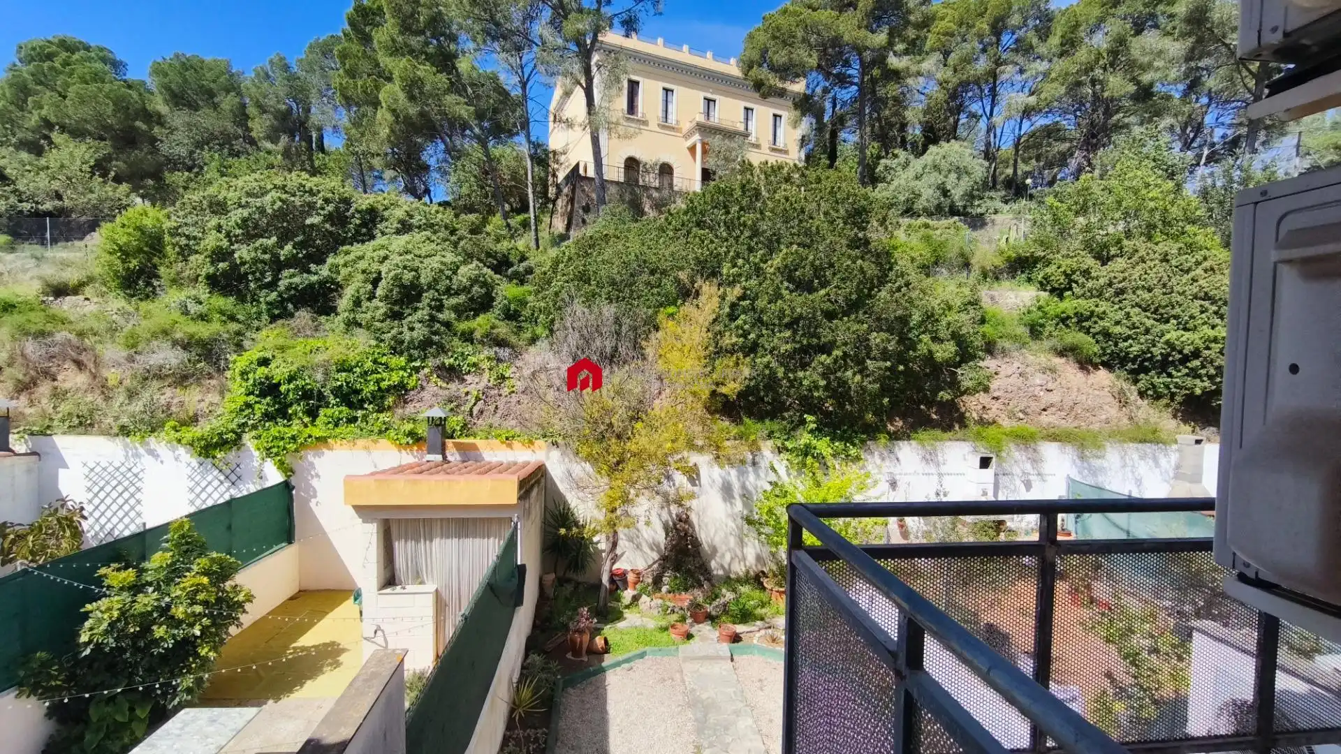 Garten von Einfamilien-Reihenhaus zum Verkauf in Roquetes mit Klimaanlage, Heizung und Privatgarten