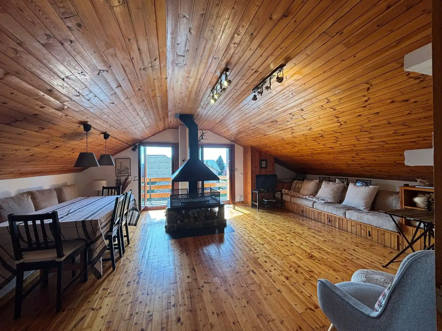 Sala d'estar de Apartament de lloguer en Alp amb Calefacció i Moblat