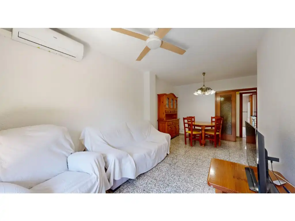 Sala d'estar de Pis en venda en Castellón de la Plana / Castelló de la Plana amb Aire condicionat, Forn i Balcó