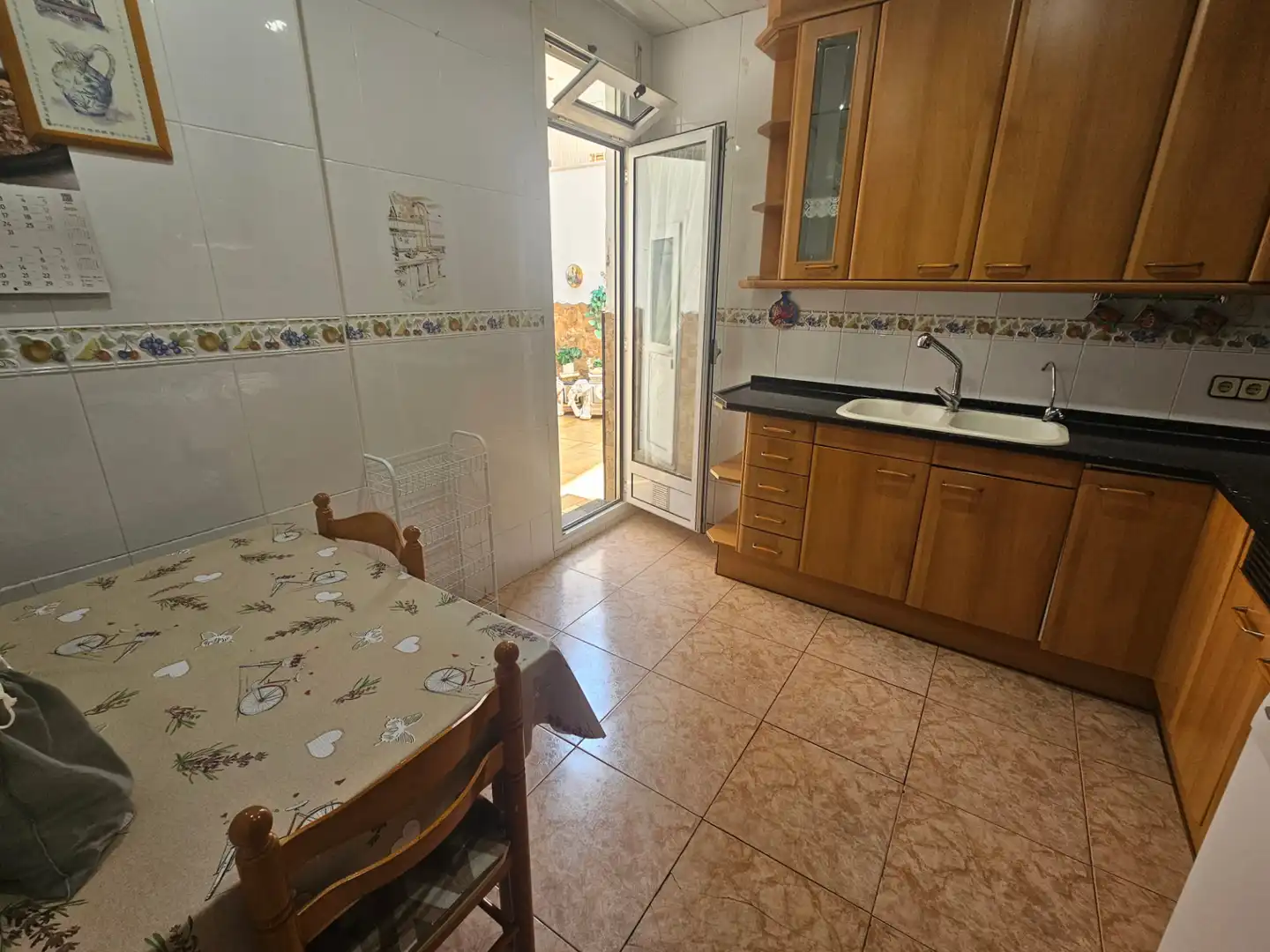 Cocina de Casa o chalet en venta en Sabadell con Aire acondicionado, Calefacción y Terraza