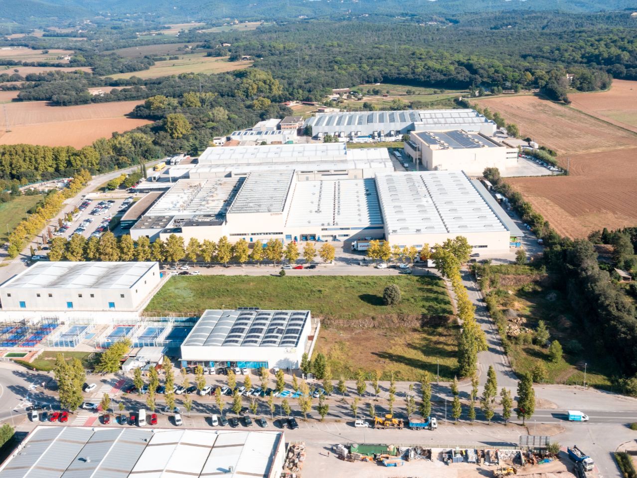 Vista exterior de Terreny industrial en venda en Sant Gregori