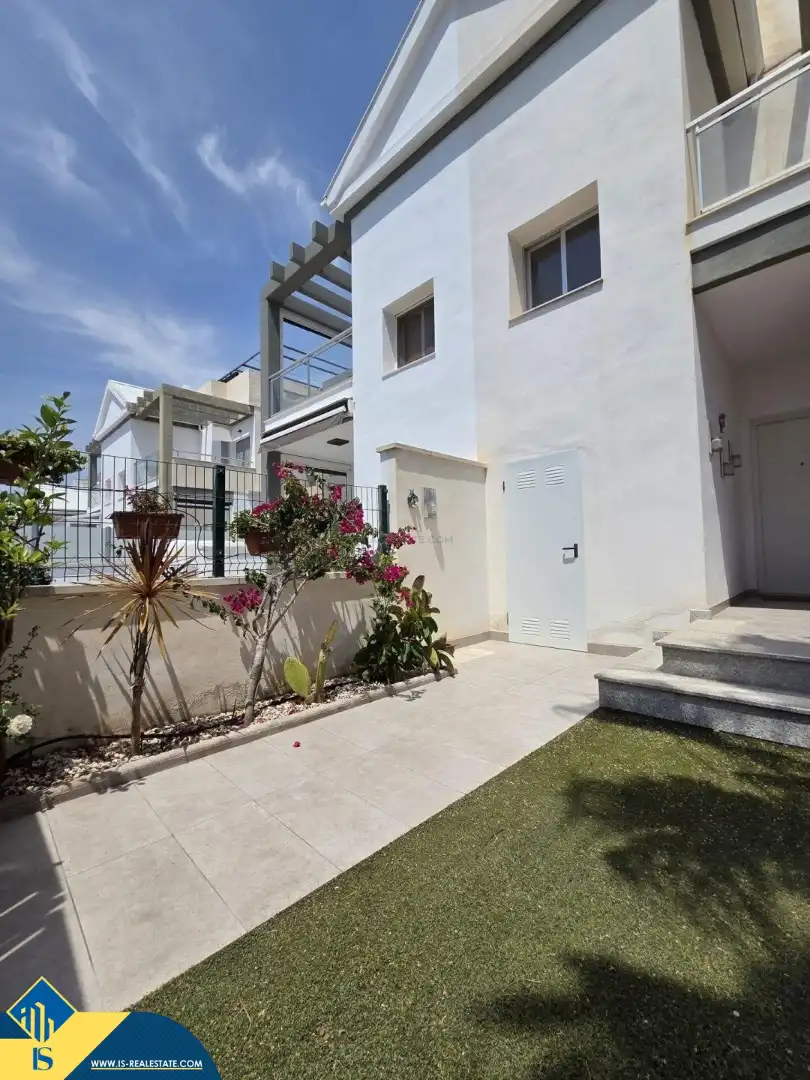 Haus zum Verkauf in Orihuela Costa