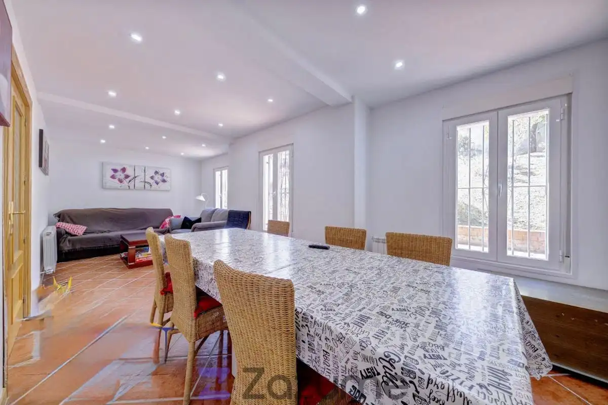 Dining room of Houses for rent in El Casar de Escalona  with Air Conditioner, Heating and Private garden