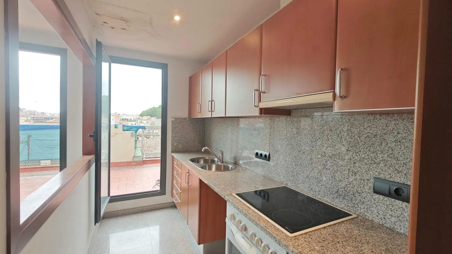 Kitchen of Flat for rent in Barri Antic