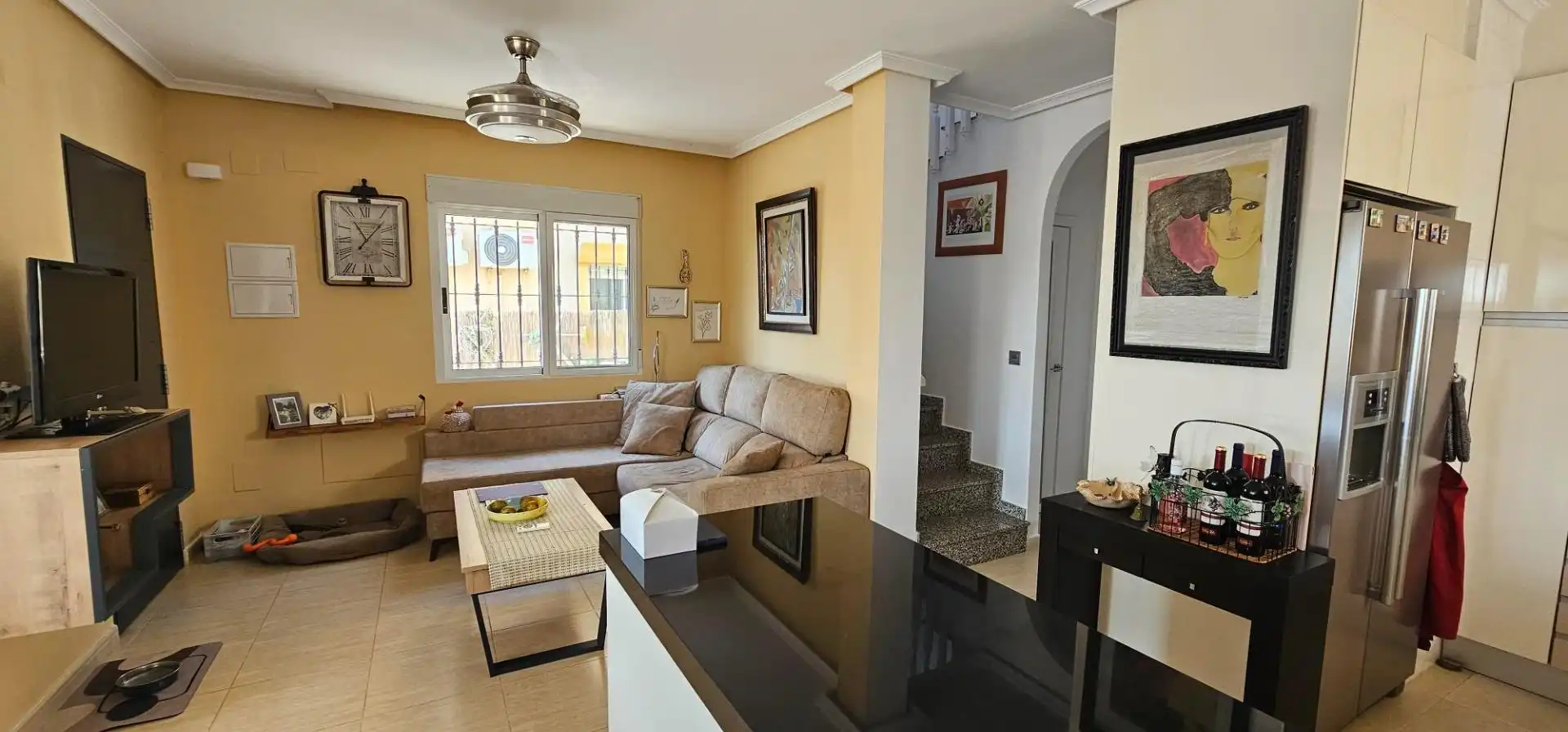 Sala d'estar de Casa o xalet en venda en El Raso
