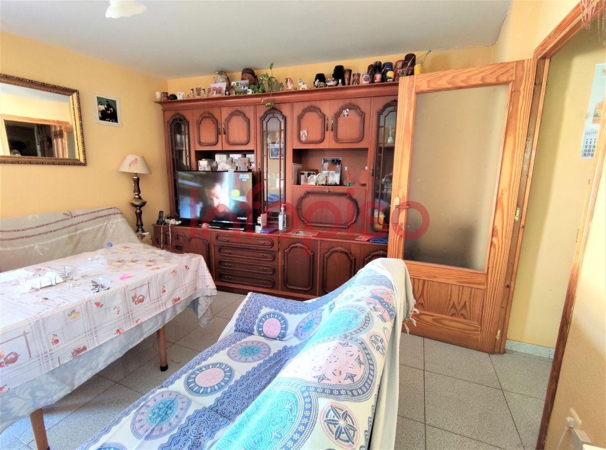 Bedroom of Attic for sale in Valdepeñas  with Terrace, Storage room and Furnished