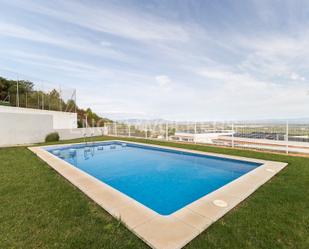 Piscina de Casa o xalet de lloguer en Chiva amb Aire condicionat, Terrassa i Piscina