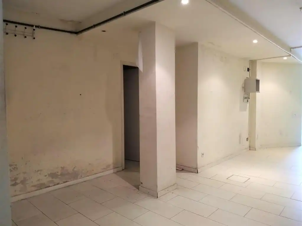 Local en venta en Carrer de Padilla, 192, Sagrada Família