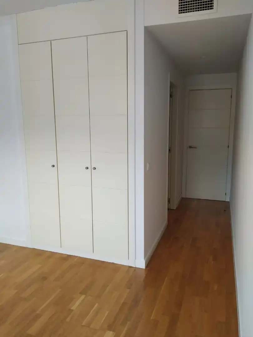 Bedroom of Flat for sale in Madrid  with Air Conditioner, Heating and Storage room