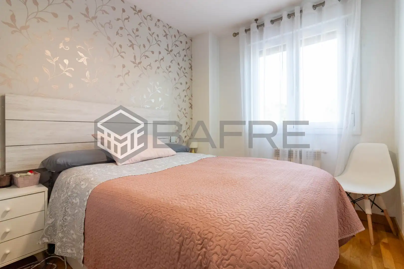 Schlafzimmer von Wohnung zum Verkauf in Madrid mit Klimaanlage, Heizung und Parkett