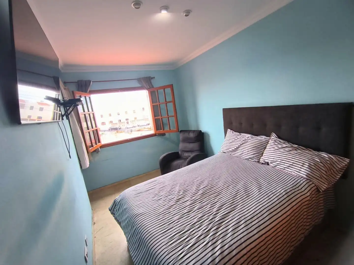 Dormitori de Casa o xalet en venda en Telde amb Aire condicionat, Terrassa i Balcó