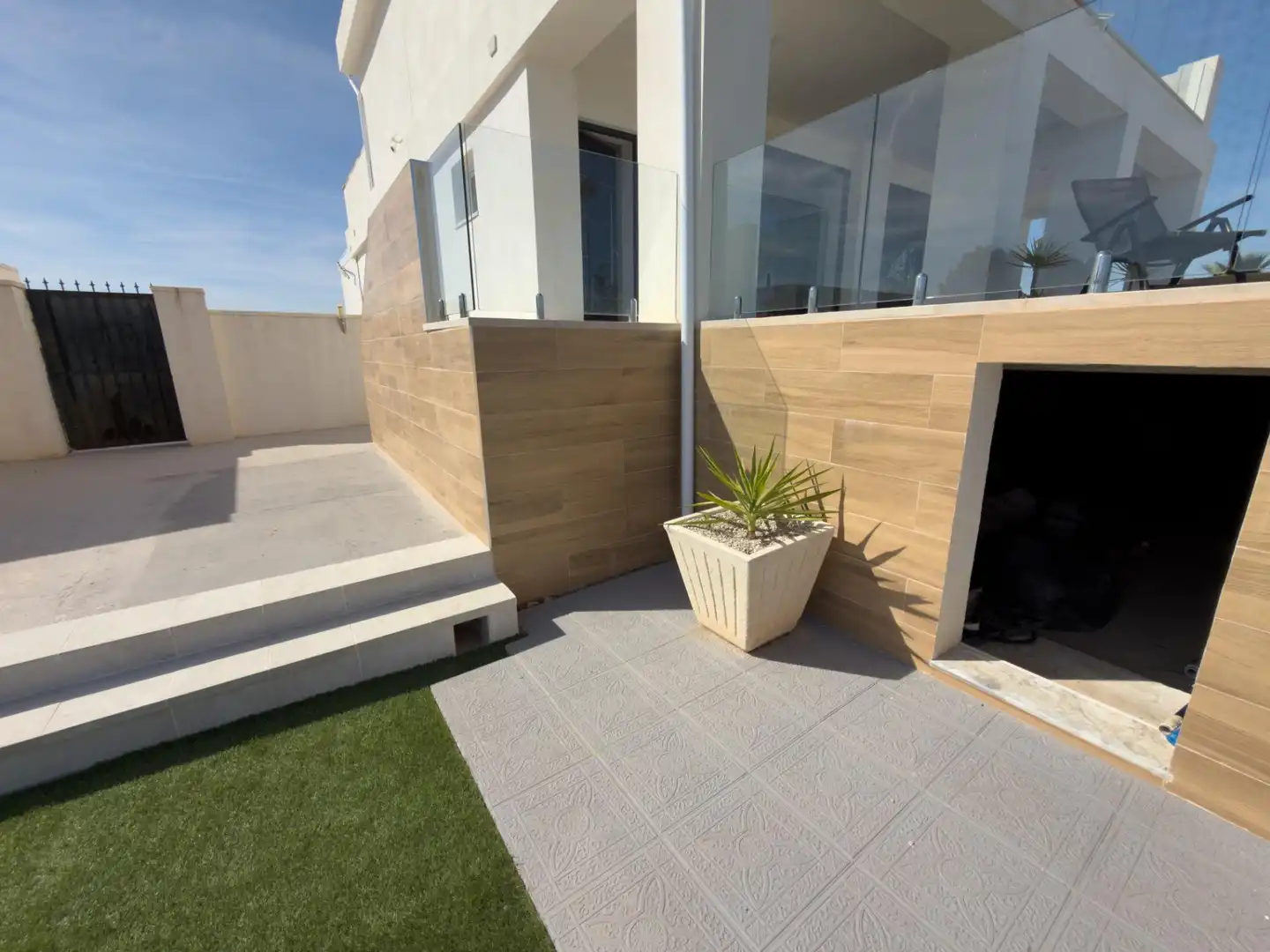 Terrassa de Casa o xalet en venda en Los Montesinos amb Aire condicionat, Calefacció i Jardí privat