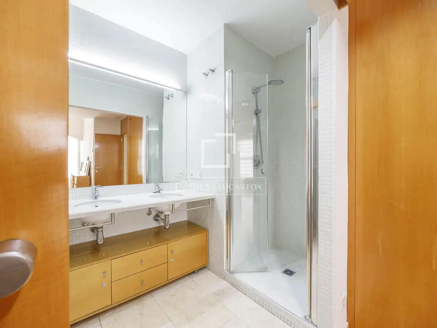 Baño de Piso en venta en Albal con Aire acondicionado, Calefacción y Parquet